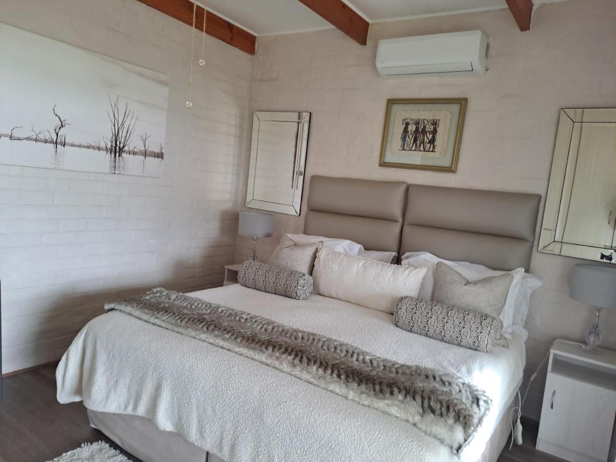 Milky Way Executive Suite Hermanus Exteriör bild